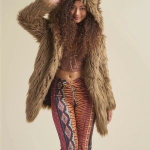 SPIRIT HOODS ASH WOLF CLASSIC FAUX FUR COAT